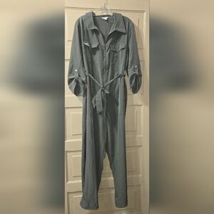 Cato C Est. 1946 Sage Green Zip Front Tie Waist Jumpsuit EUC Size: 18/20W